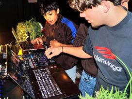 22.11.25 - Open Decks