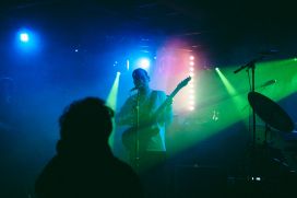 18.11.22 - Kind Kaputt | Kontraire 