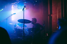 18.11.22 - Kind Kaputt | Kontraire 