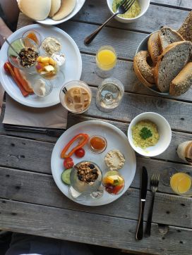 26.06.22 - Sommersause Tag 7 - Brunch & Flohmi & Frank.
